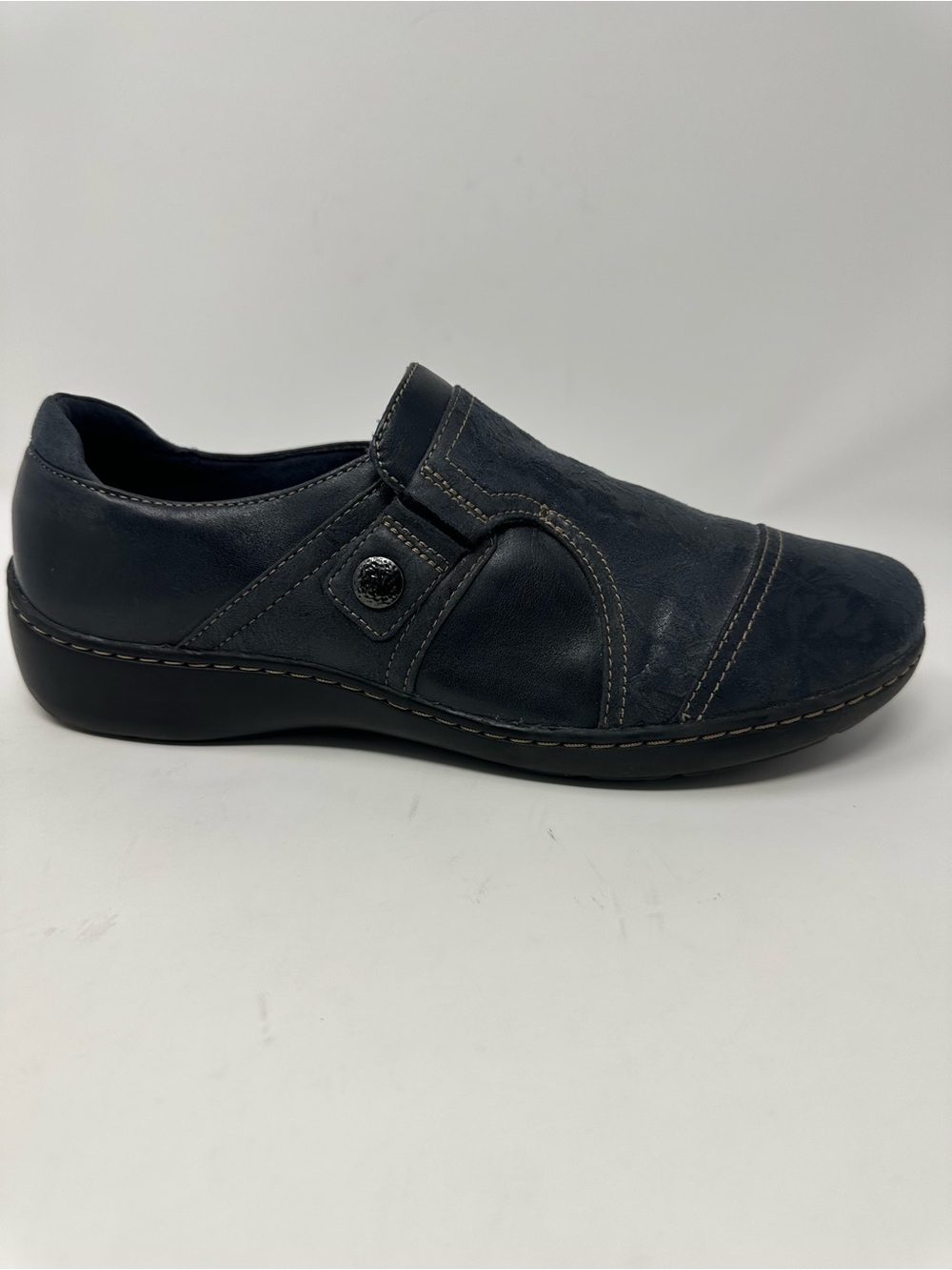 Clarks Collection women's shoes Navy size 9XW